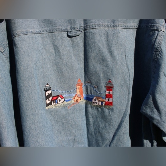 Won’s Wear Large 100% Cotton Denim Light House Button Down - Picture 8 of 9